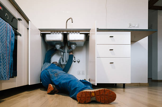 Professional Leak Detection technician working in Cambridge, MN